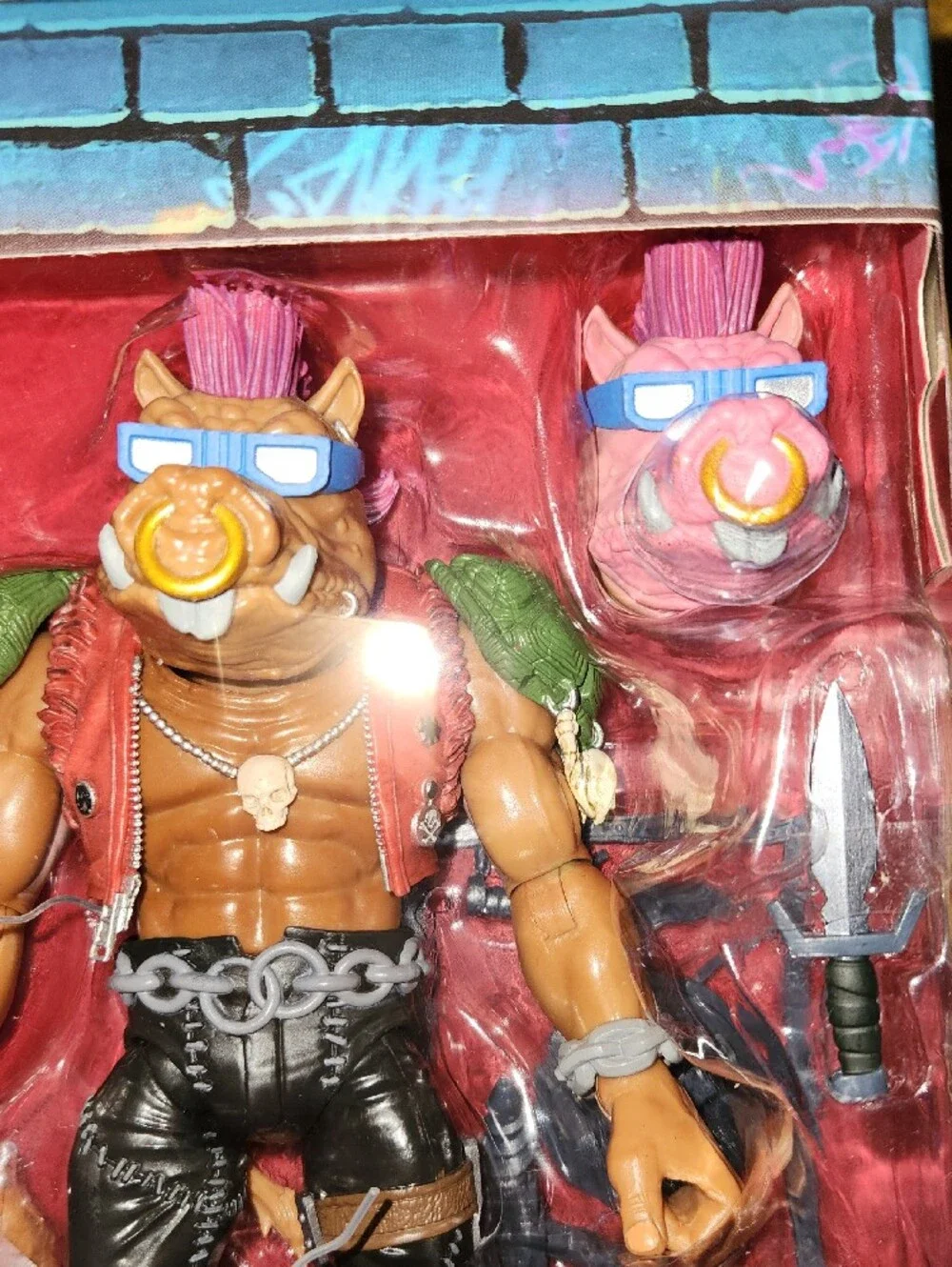 Bebop Teenage MUTANT Ninja  Figurine. Powerhouse Punk Enforcer For The Foot Clan